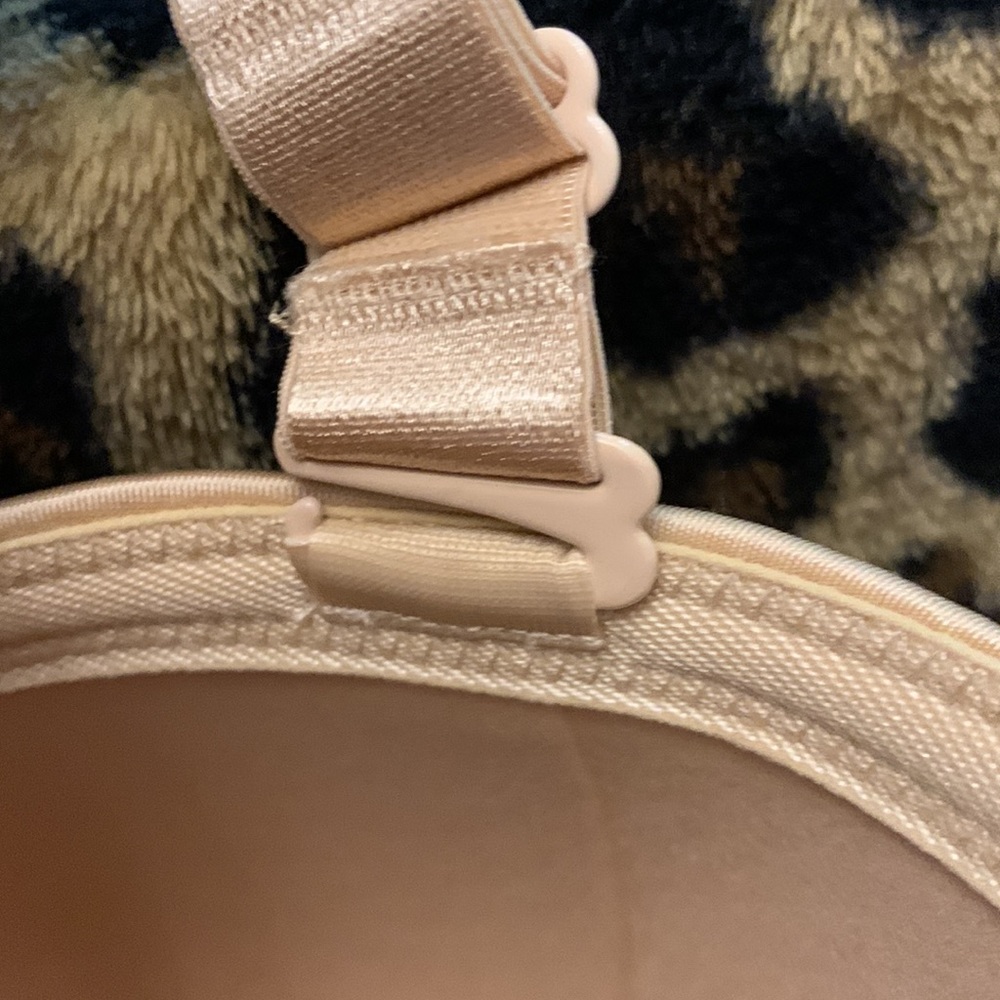 Catherine’s Multi-way bra 44D - Picture 3 of 9